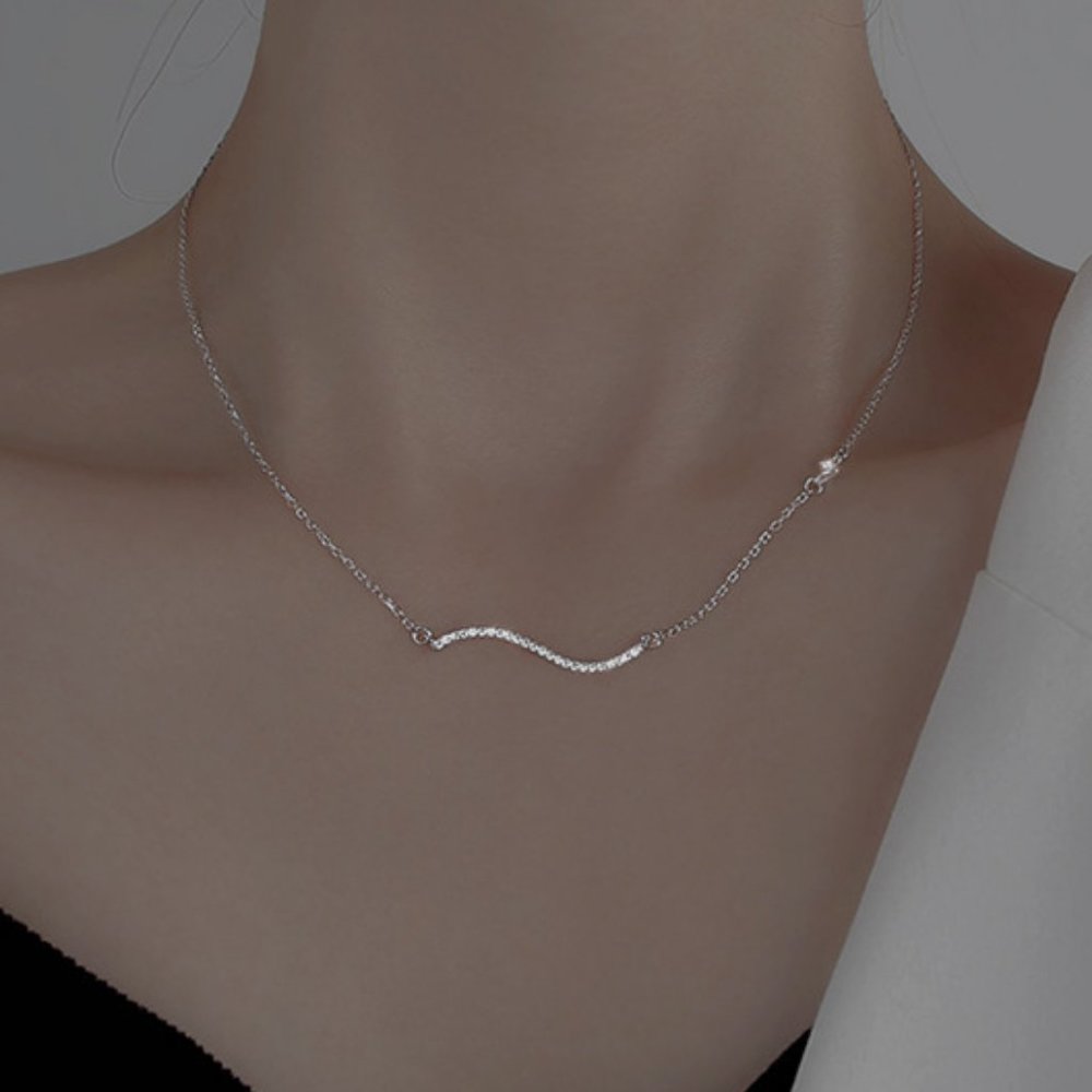 NEW 925 Sterling Silver Diamond Wave Necklace